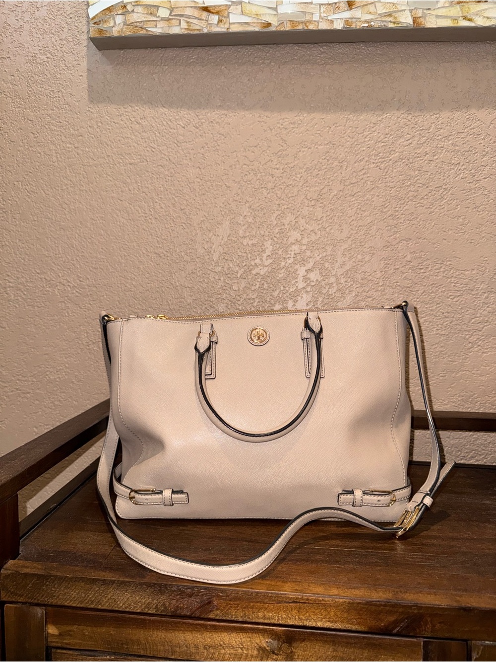 Tory Burch Taupe Leather Tote Bag Gold Logo Excellent condition